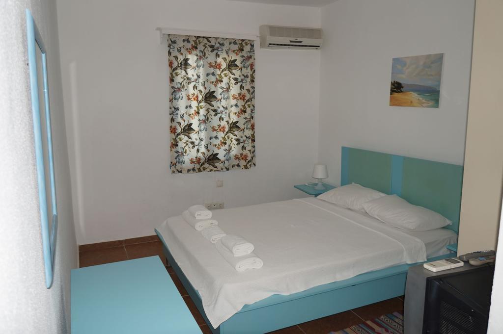 Esmana Hotel Bitez Quarto foto